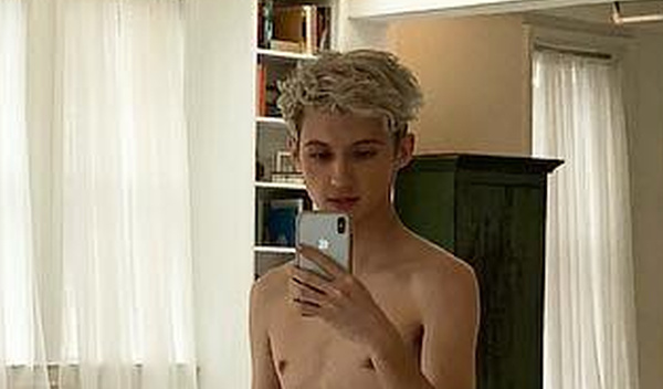 A Half Naked Troye Sivan Got Stuck In A Snow Storm GayBuzzer