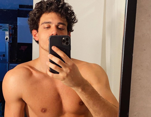xavier shirtless selfie