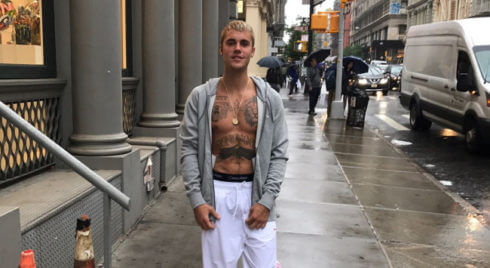 Justin Bieber Nearly Breaks Instagram By Walking Half Naked In The Rain