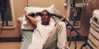 Aaron carter in the hospital