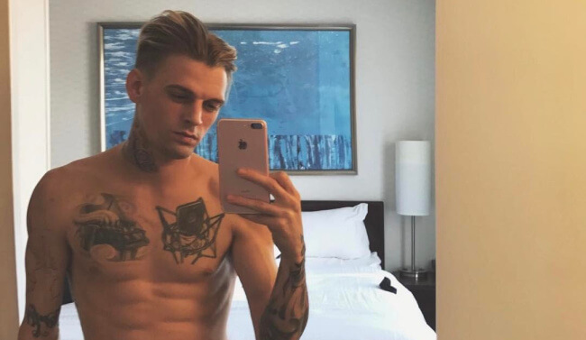 Aaron Carter Comes Out In An Emotional Post: It Has Been Weighing On My