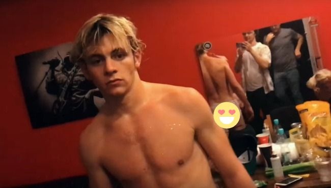 Ross Lynch Real Porn - Watch: Ross Lynch Gets Sweaty And Bulgy In Behind-The-Scenes ...