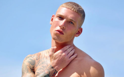 TV Star Brandon Myers’ Huge Bulge Is Back | GayBuzzer