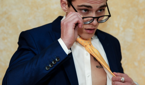 600px x 355px - Gay XXX Star Blake Mitchell Suits Up For A Very NSFW Photoshoot ...